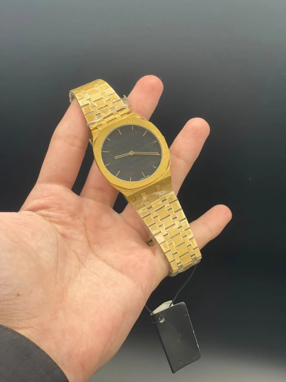 GCCI Golden Chain With Slim Black Dial Quartz Watch