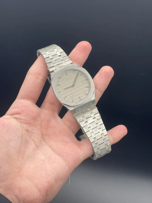 GCCI Silver Chain With Slim Gray Dial Quartz Watch