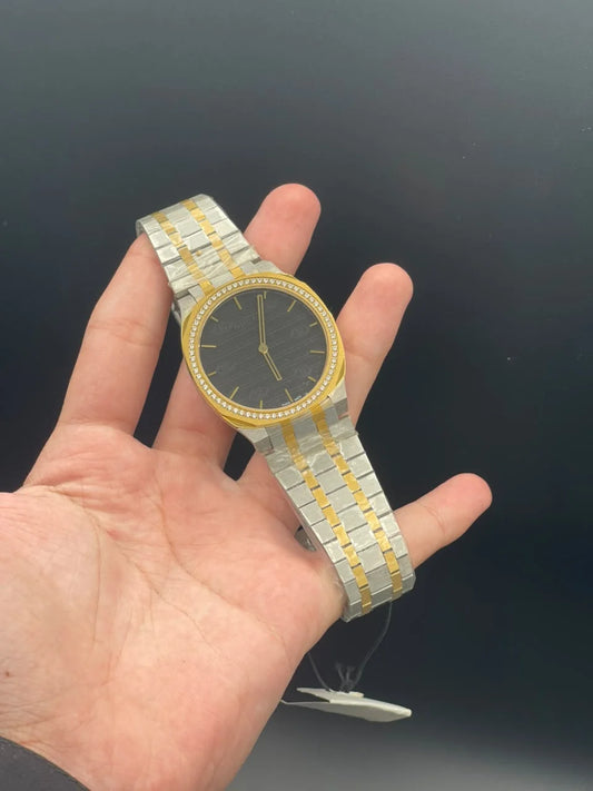 GCCI Two Tone Chain With Slim Black Dial Quartz Watch