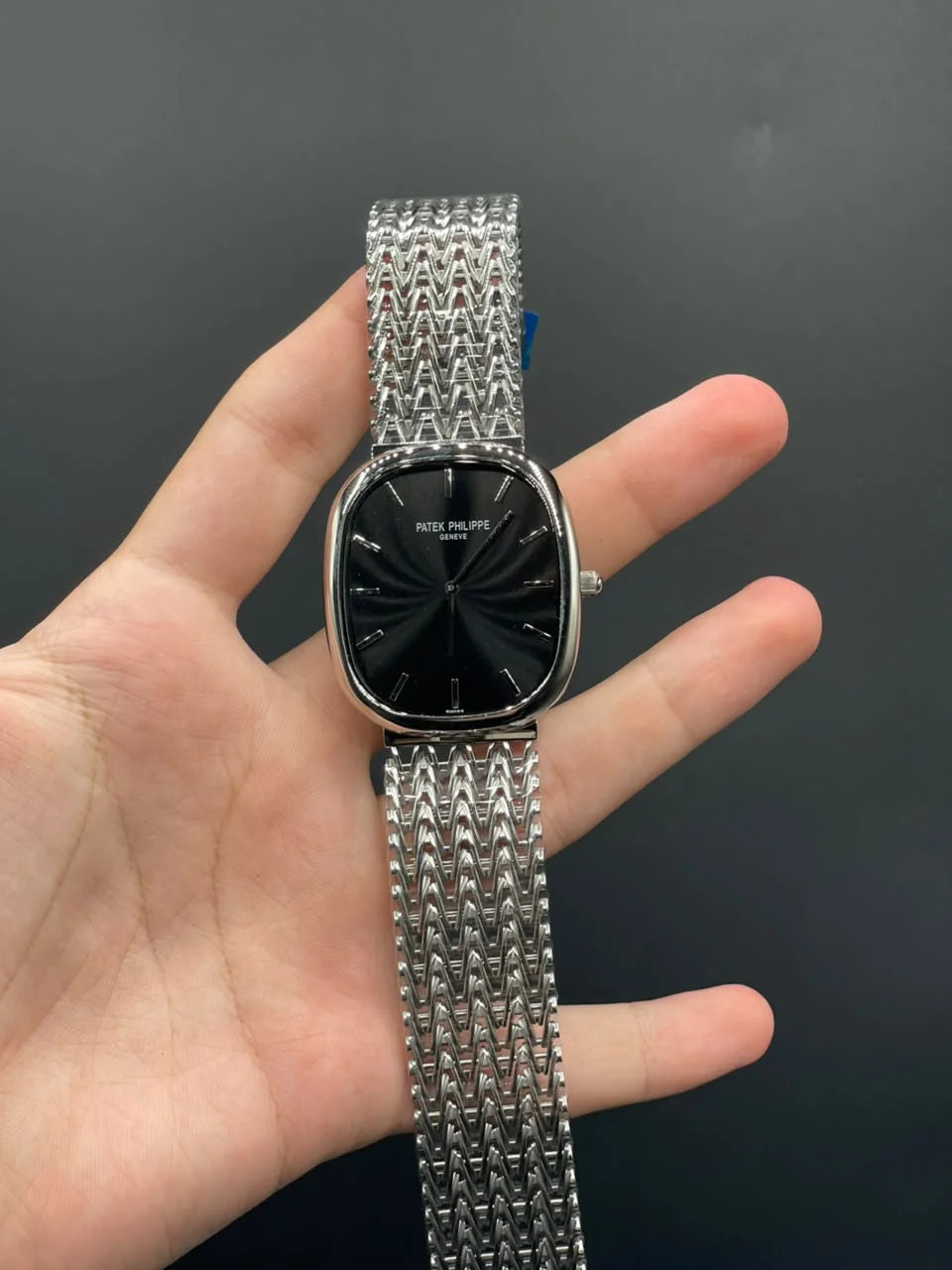 PP Silver Mesh Chain With Black Dial Quartz Watch