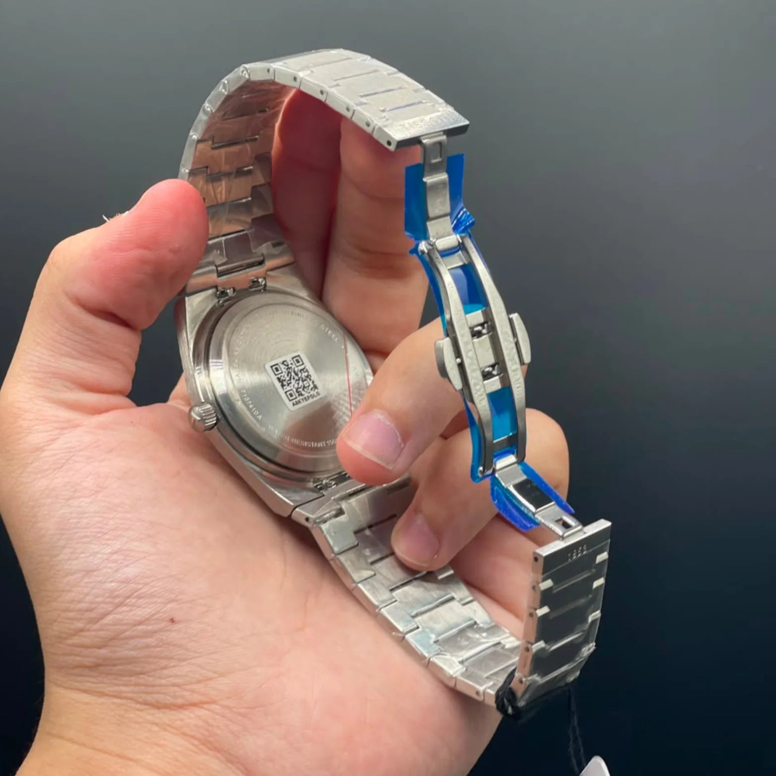 TT Silver Chain With Ice Blue Dial Quartz Watch