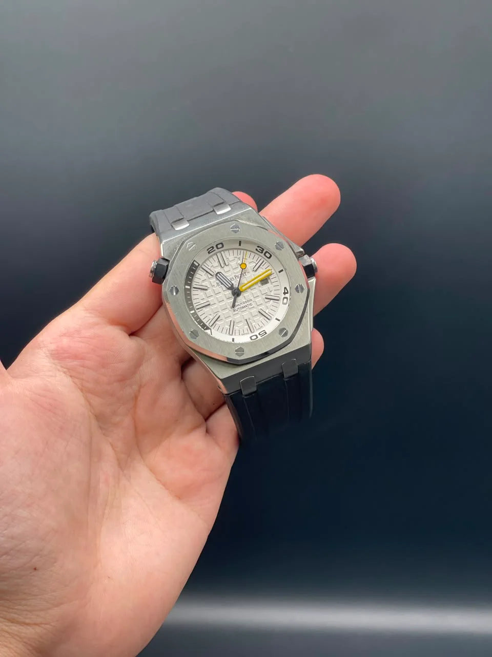 AP Black Rubber Strap With White Dial Offshore Automatic Watch