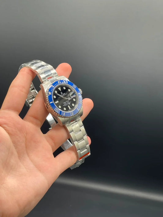 Silver Oyster Chain with Black Dial and Blue Rotatable Bezel Automatic Watch
