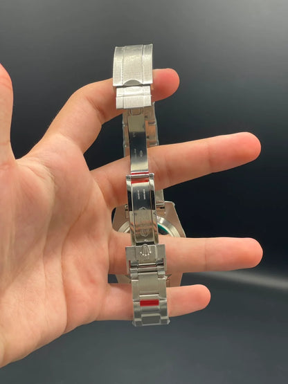 Silver Oyster Chain with Green Dial and Green Rotatable Bezel Automatic Watch