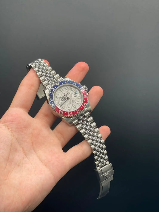 Silver Jubilee Chain with White Meteorite Dial and Rotatable Bezel Automatic Watch