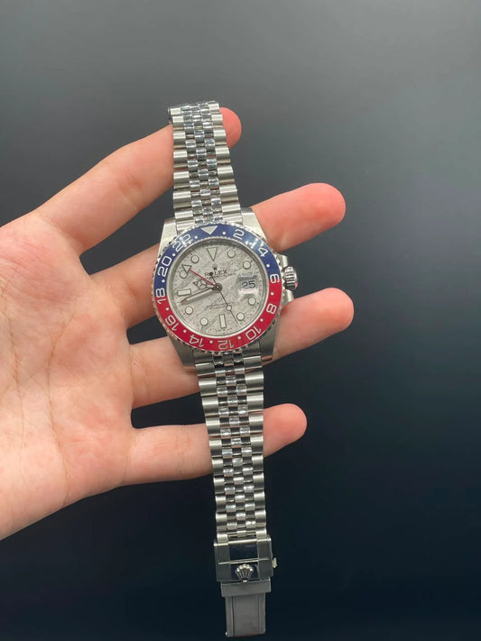 Silver Jubilee Chain with White Meteorite Dial and Rotatable Bezel Automatic Watch