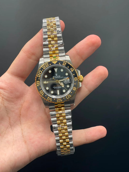Two Tone Jubilee Chain with Black Dial and Rotatable Bezel Automatic Watch