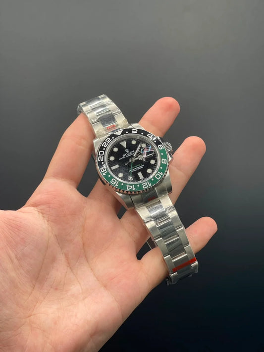 Silver Oyster Chain with Black Dial and Black & Green Rotatable Bezel Automatic Watch